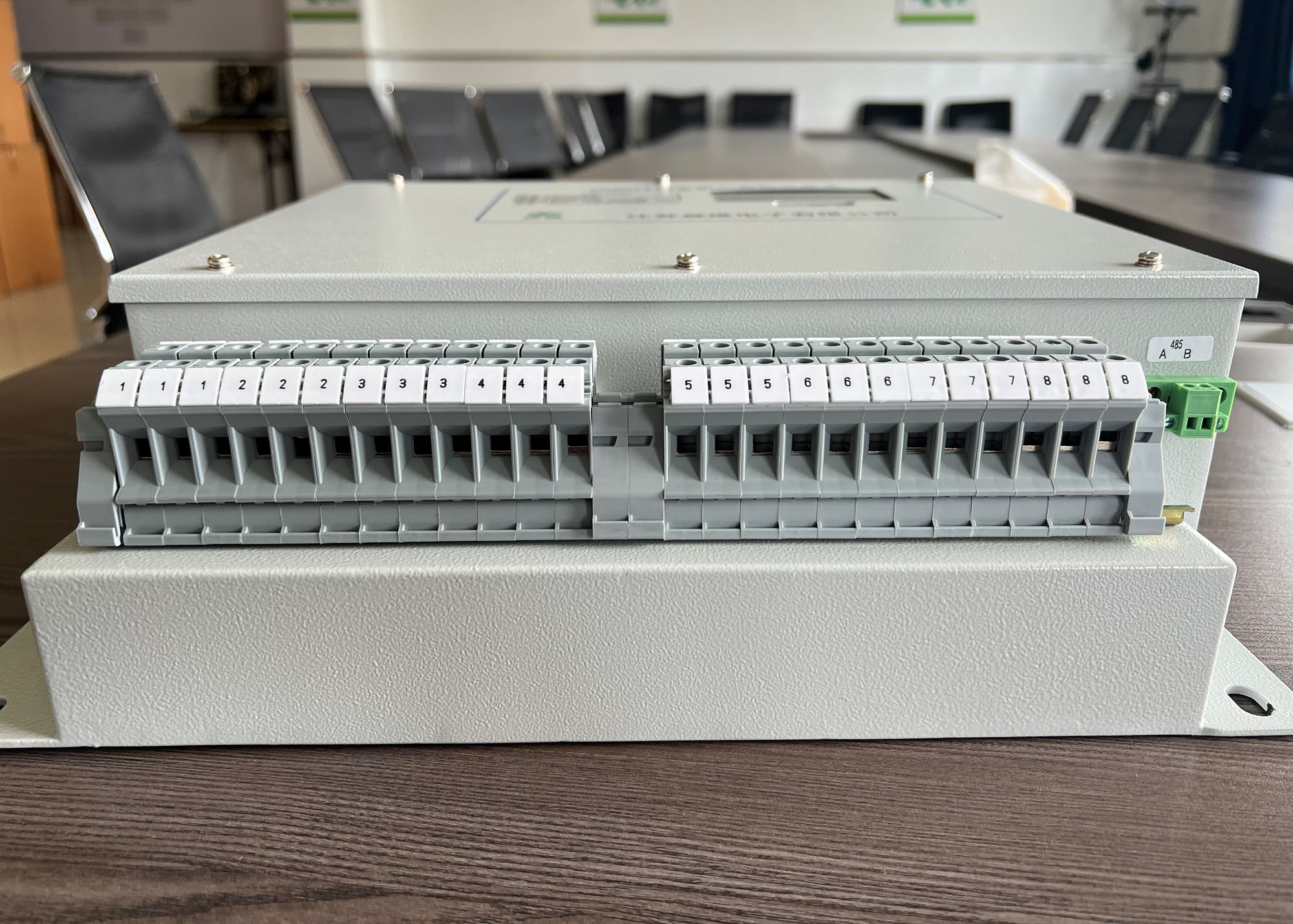 多(duō)用戶電能表(開關內置) 多用戶電能表(開關內置)