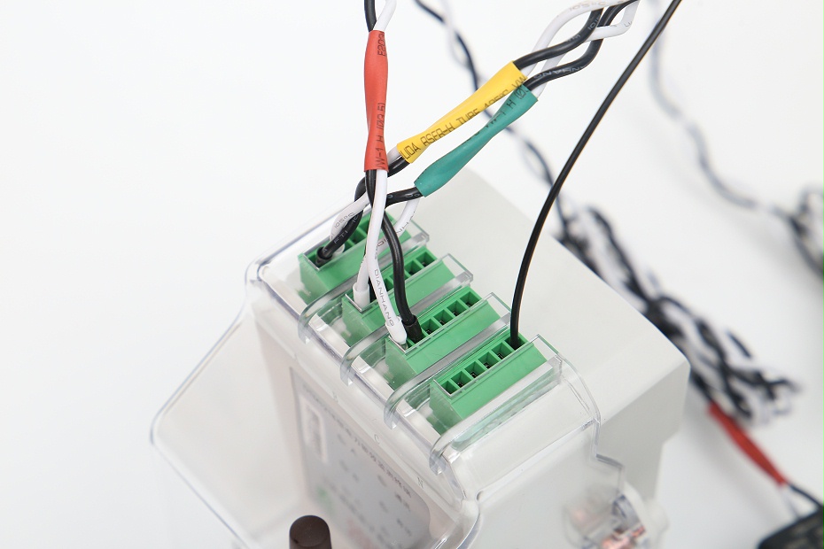 溫測型電力能(néng)效監測終端(duān)(有線) 溫測型電力能效監測終端(有線)